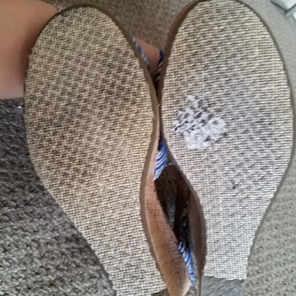 Tom's - Picture 4 of 4